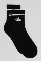 [LIMITLESS_COLOR:BLACK WHITE] ALO YOGA Unisex Half-Crew Throwback Sock — BLACK / WHITE — Vista oficial 1