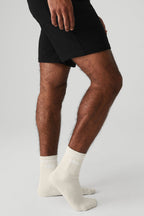 [LIMITLESS_COLOR:BONE] ALO YOGA Unisex Half-Crew Throwback Sock — BONE — Vista oficial 2