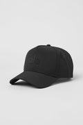 [LIMITLESS_COLOR:BLACK] ALO YOGA Performance District Trucker Hat — BLACK — Vista oficial 1