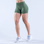 [LIMITLESS_COLOR:PISTACHIO] DFYNE Impact Shorts 4.5 — PISTACHIO — Vista oficial 1