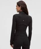 [LIMITLESS_COLOR:BLACK] LULULEMON Define Cropped Jacket Nulu — BLACK — Vista oficial 3