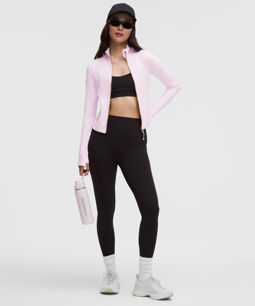 [LIMITLESS_COLOR:BLISSFUL PINK] LULULEMON Define Cropped Jacket Nulu — BLISSFUL PINK — Vista oficial 2