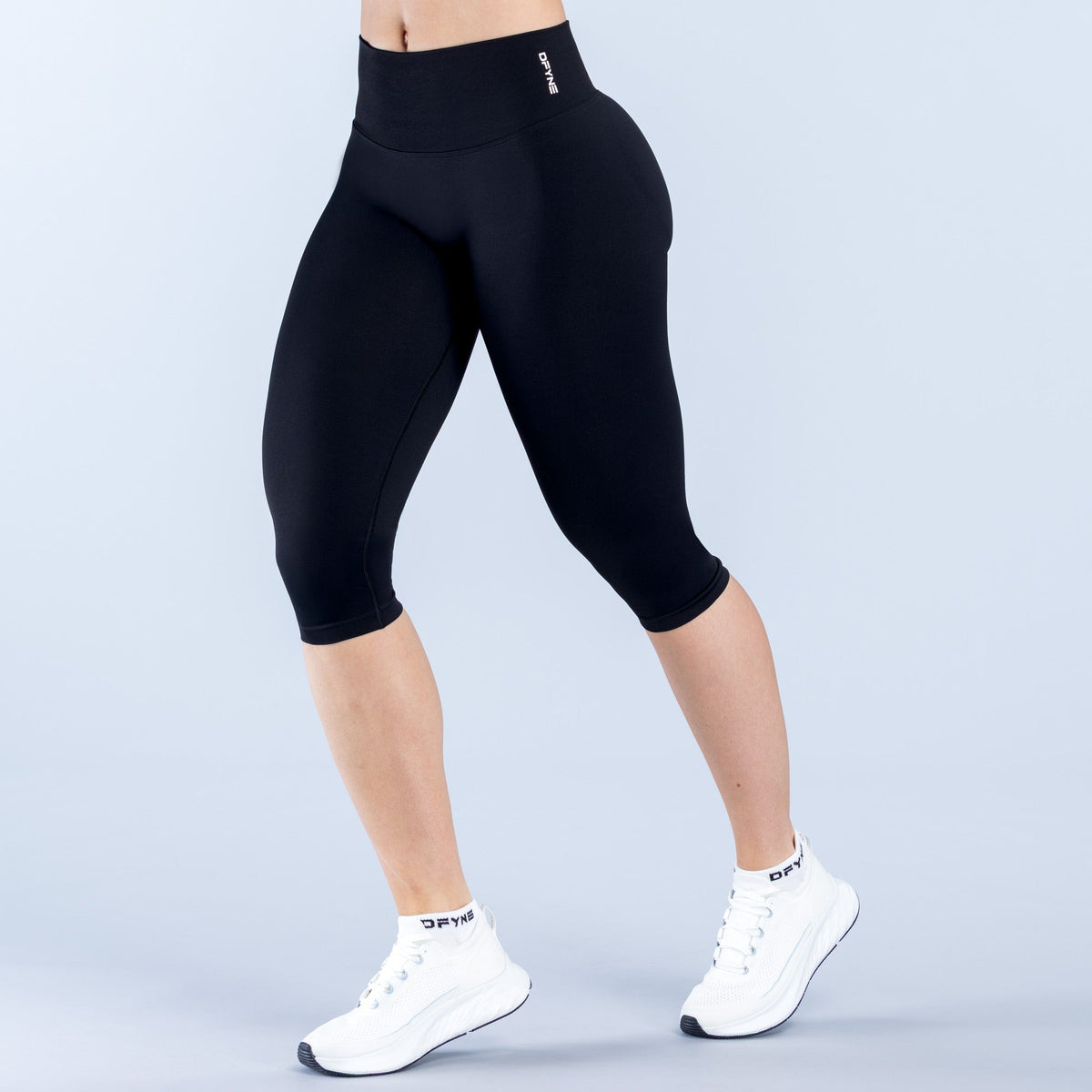 [LIMITLESS_COLOR:MIDNIGHT BLACK] DFYNE Vision Capris — MIDNIGHT BLACK — Vista oficial 1