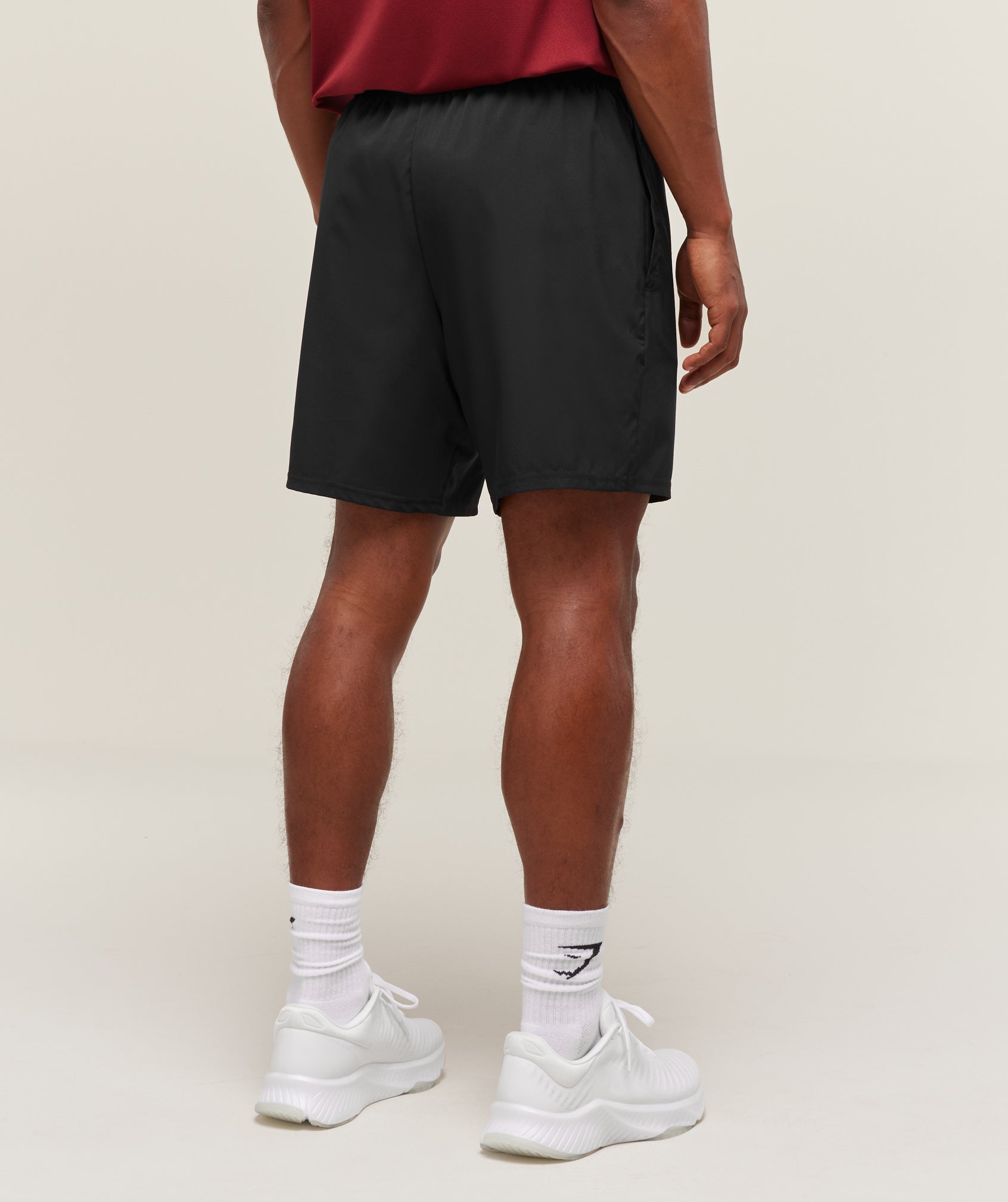 [LIMITLESS_COLOR:BLACK] GYMSHARK Arrival 7" Shorts — BLACK — Vista oficial 2