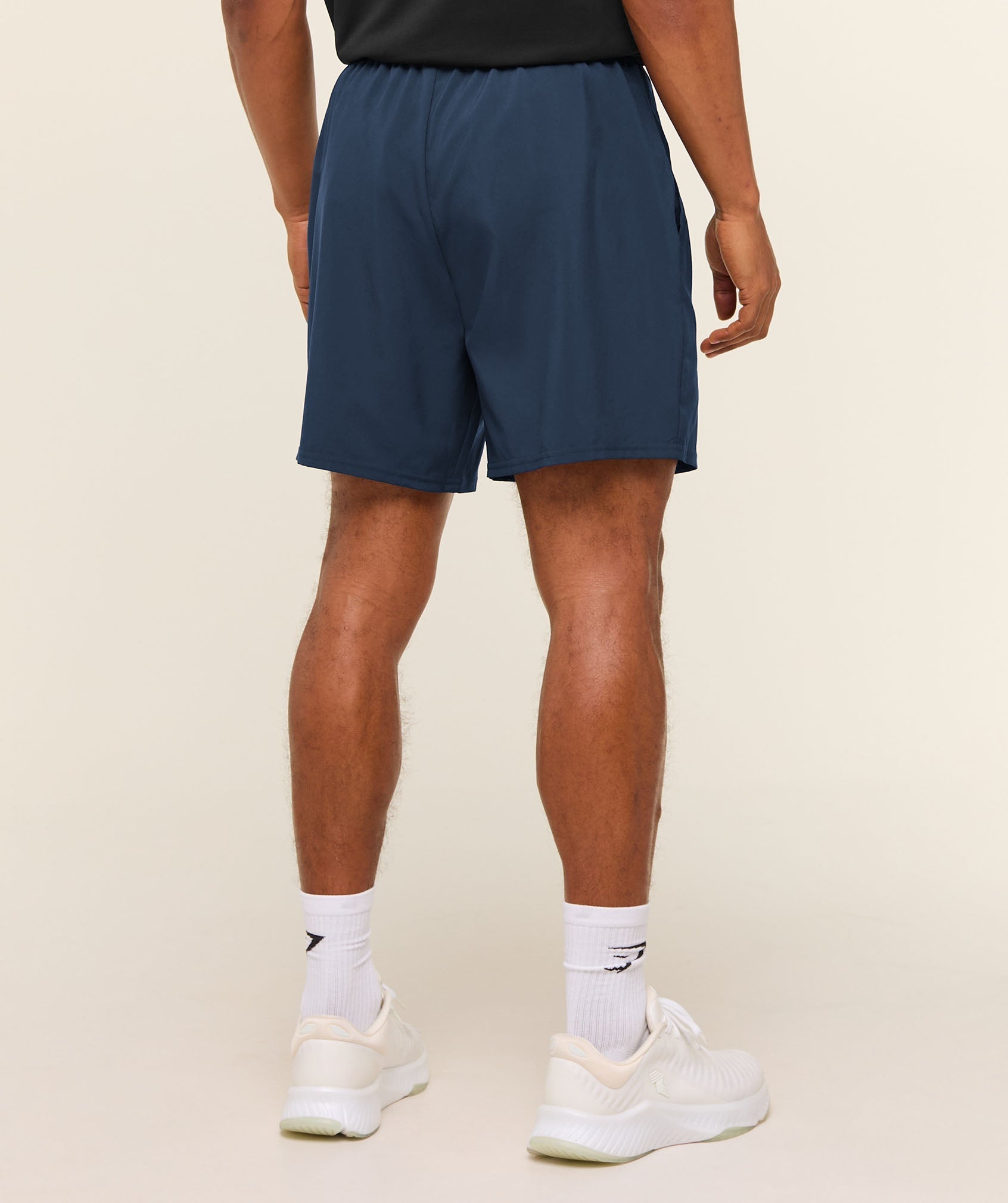 [LIMITLESS_COLOR:NAVY] GYMSHARK Arrival 7" Shorts — NAVY — Vista oficial 2