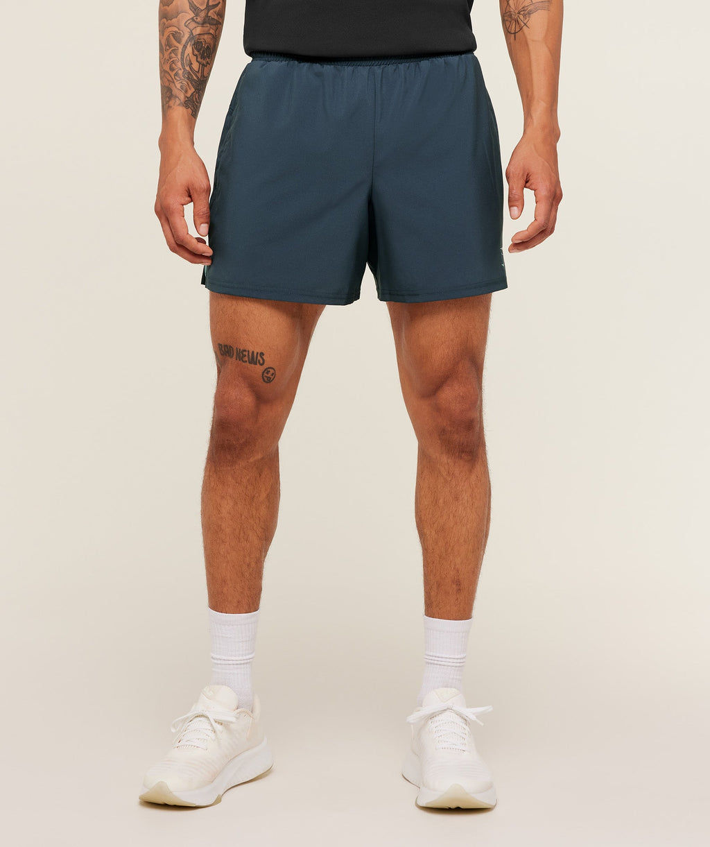 [LIMITLESS_COLOR:STEALTH BLUE FLOW BLUE] GYMSHARK Arrival Contrast Shorts — STEALTH BLUE FLOW BLUE — Vista oficial 3