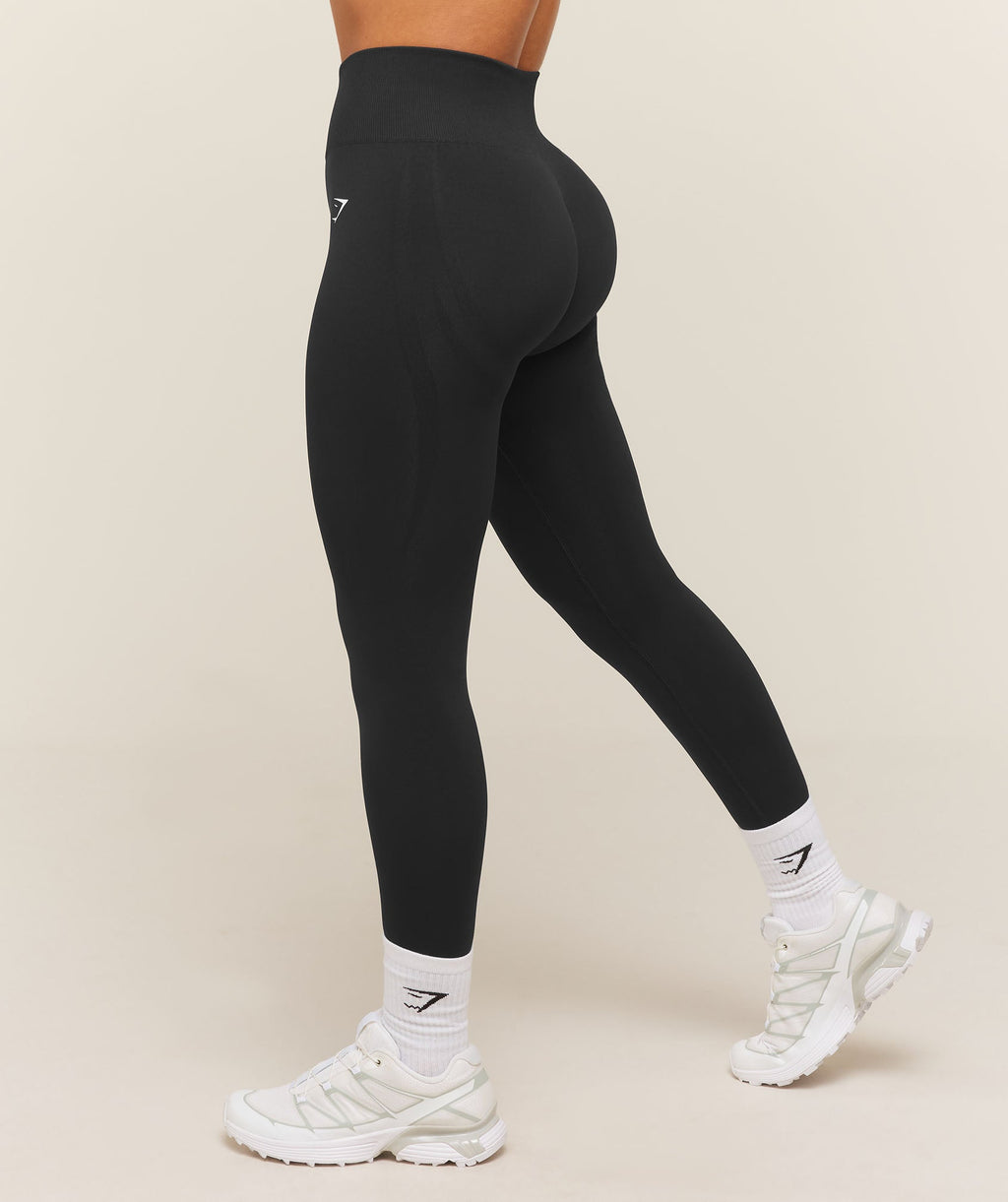 [LIMITLESS_COLOR:BLACK] GYMSHARK Everyday Seamless Leggings — BLACK — Vista oficial 3