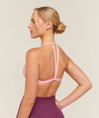 [LIMITLESS_COLOR:POISE PINK] GYMSHARK Minimal Sports Bra 2.0 — POISE PINK — Vista oficial 2