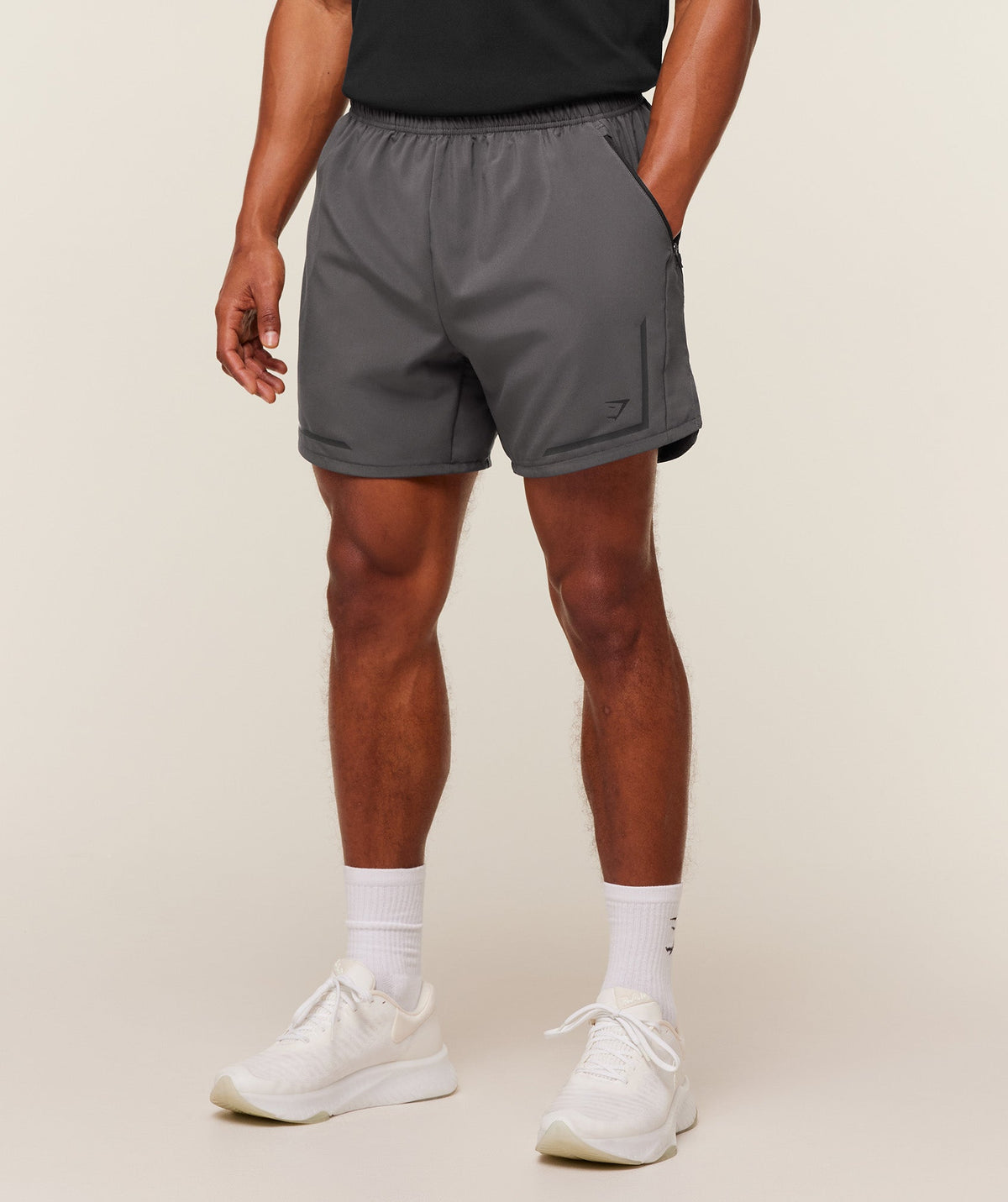 Movement Sport 5" Shorts - ONYX GREY