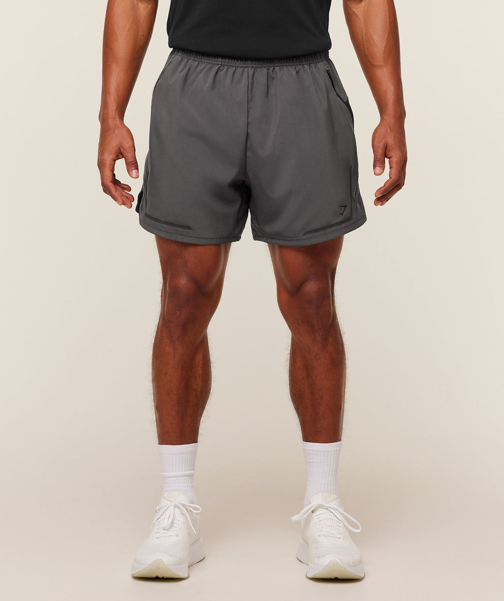 [LIMITLESS_COLOR:ONYX GREY] GYMSHARK Movement Sport 5" Shorts — ONYX GREY — Vista oficial 3