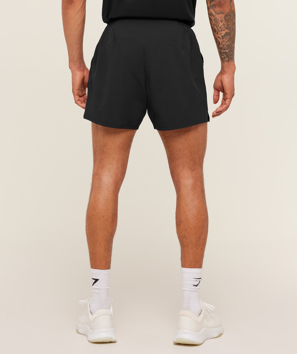 [LIMITLESS_COLOR:GS BLACK] GYMSHARK Weekend 5" Shorts — GS BLACK — Vista oficial 3