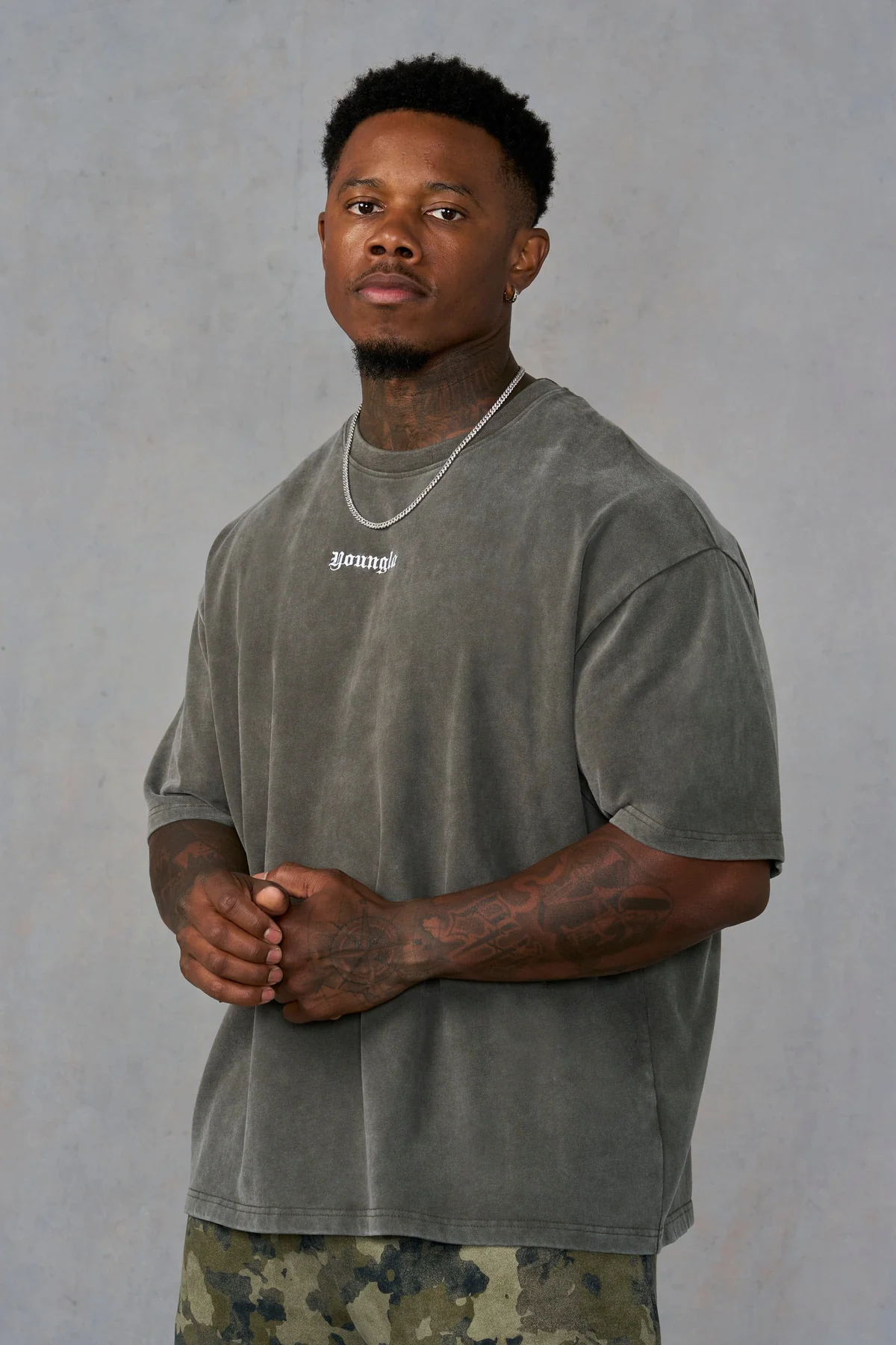 [LIMITLESS_COLOR:CORE RELAXED TEES]
