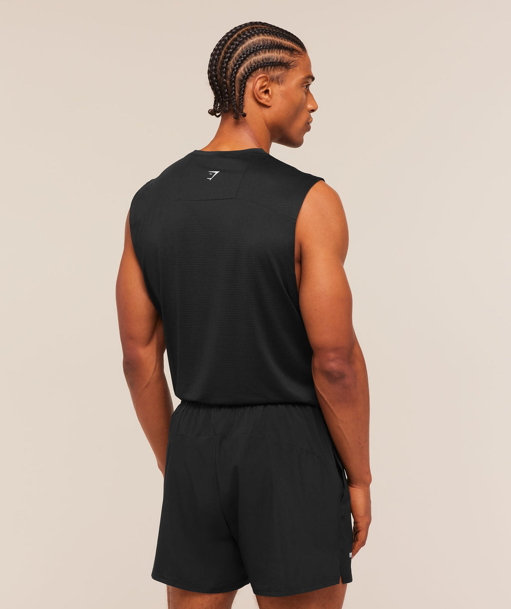 [LIMITLESS_COLOR:BLACK] GYMSHARK Train Cut Off Tank — BLACK — vista 2