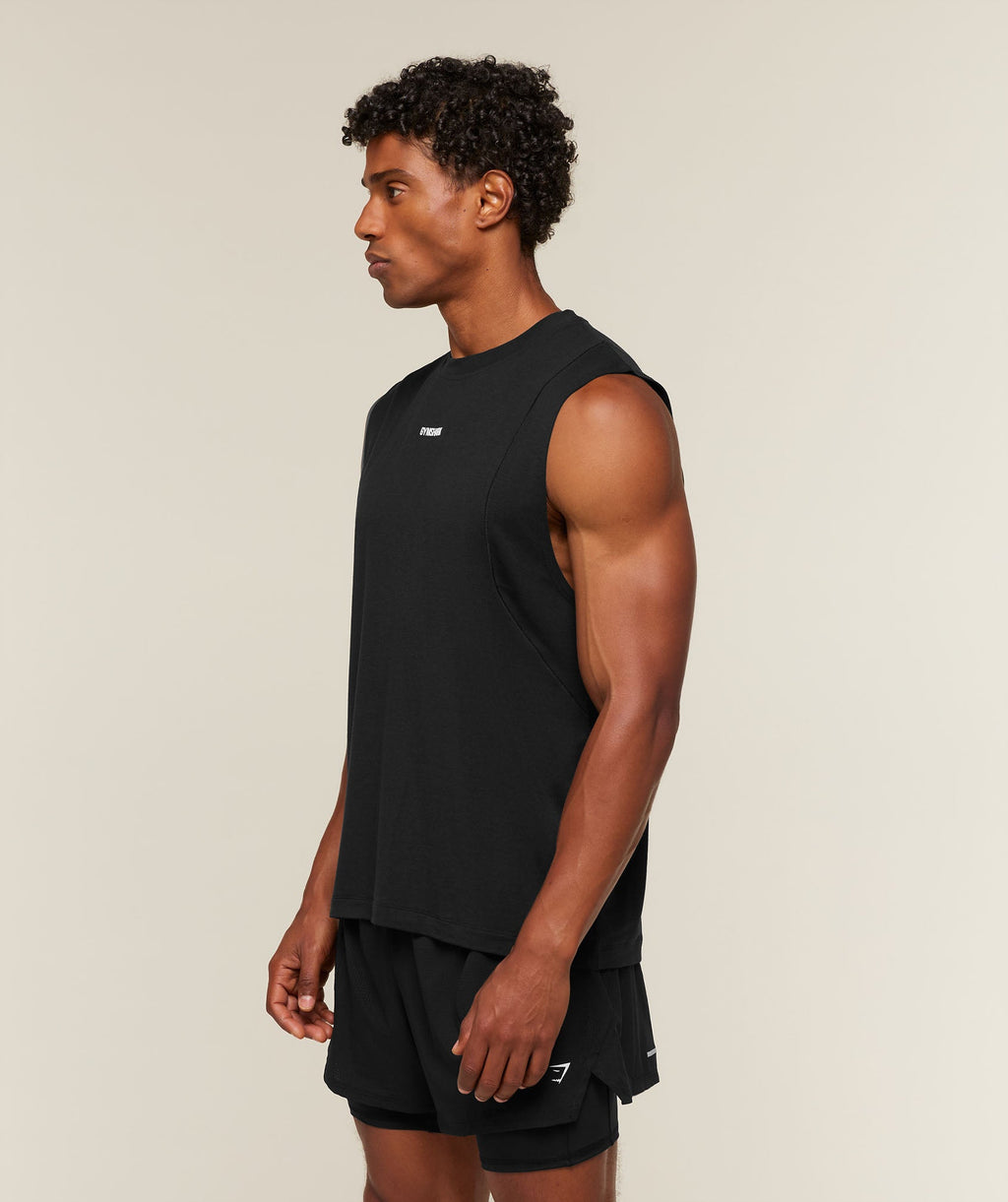[LIMITLESS_COLOR:BLACK] GYMSHARK Running Boxy Tank — BLACK — vista 3