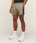 [LIMITLESS_COLOR:LIFESTYLE BROWN/BLACK] GYMSHARK Sport 5" Shorts — LIFESTYLE BROWN/BLACK — vista 1