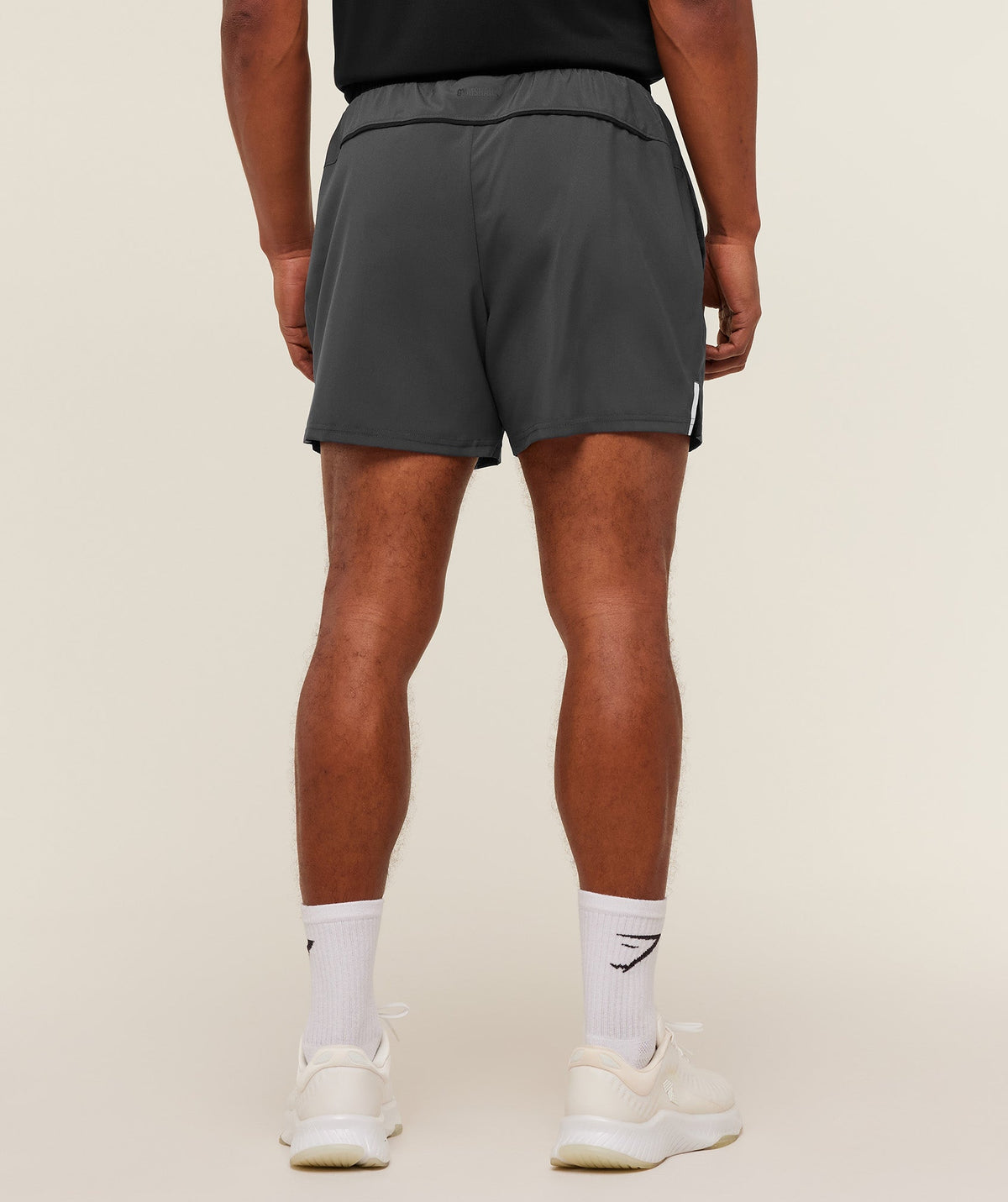 [LIMITLESS_COLOR:ONYX GREY/BLACK] GYMSHARK Arrival Contrast Shorts — ONYX GREY/BLACK — Vista 2