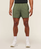 [LIMITLESS_COLOR:CORE OLIVE] GYMSHARK Arrival 5" Shorts — CORE OLIVE — Vista 3