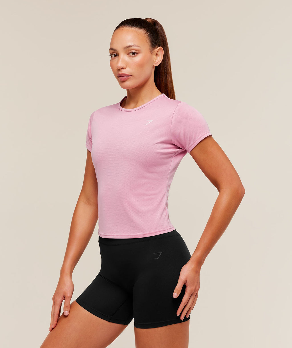 [LIMITLESS_COLOR:FOCUS PINK/WASH] GYMSHARK Washed Pastel Baby Tee — FOCUS PINK/WASH — vista oficial 3