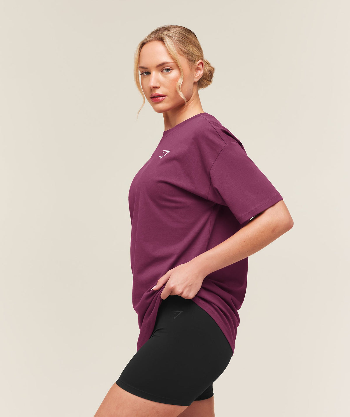 [LIMITLESS_COLOR:STRENGTH PINK] GYMSHARK Training Oversized T-Shirt — STRENGTH PINK — vista oficial 3