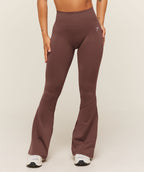 [LIMITLESS_COLOR:ESPRESSO BROWN] GYMSHARK Everyday Seamless Flared Leggings — ESPRESSO BROWN — vista oficial 1