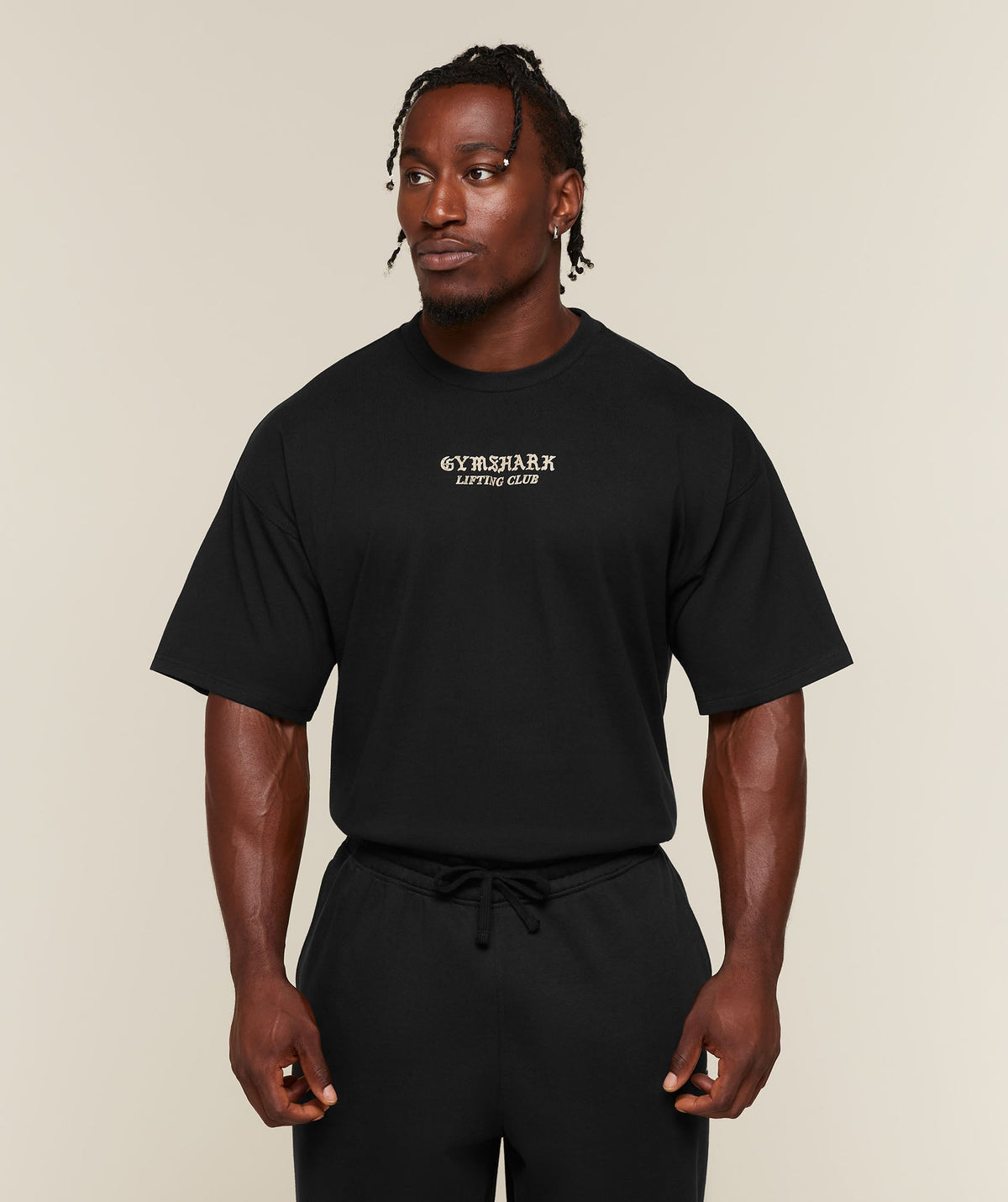 [LIMITLESS_COLOR:BLACK] GYMSHARK Lifting Statue Graphic T-Shirt — BLACK — vista oficial 2
