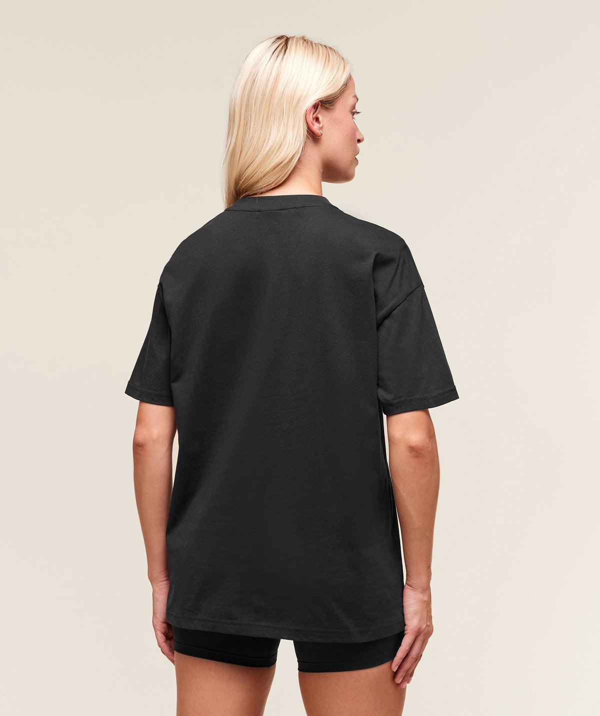 [LIMITLESS_COLOR:BLACK] GYMSHARK Training Oversized T-Shirt — BLACK — vista oficial 2