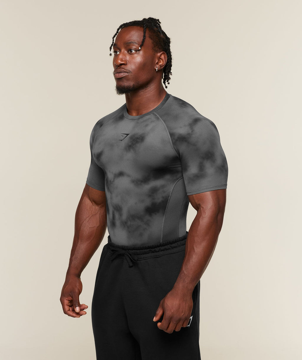 [LIMITLESS_COLOR:DARK GREY] GYMSHARK Element Baselayer T-Shirt — DARK GREY — vista oficial 3