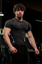 [LIMITLESS_COLOR:BLACK] YOUNGLA 475 SuperVillain Compression Tees — BLACK — vista oficial 3