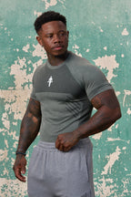 [LIMITLESS_COLOR:GREEN] YOUNGLA 4286 - Gold's Iron Legacy Compression Tees — GREEN — vista oficial 1