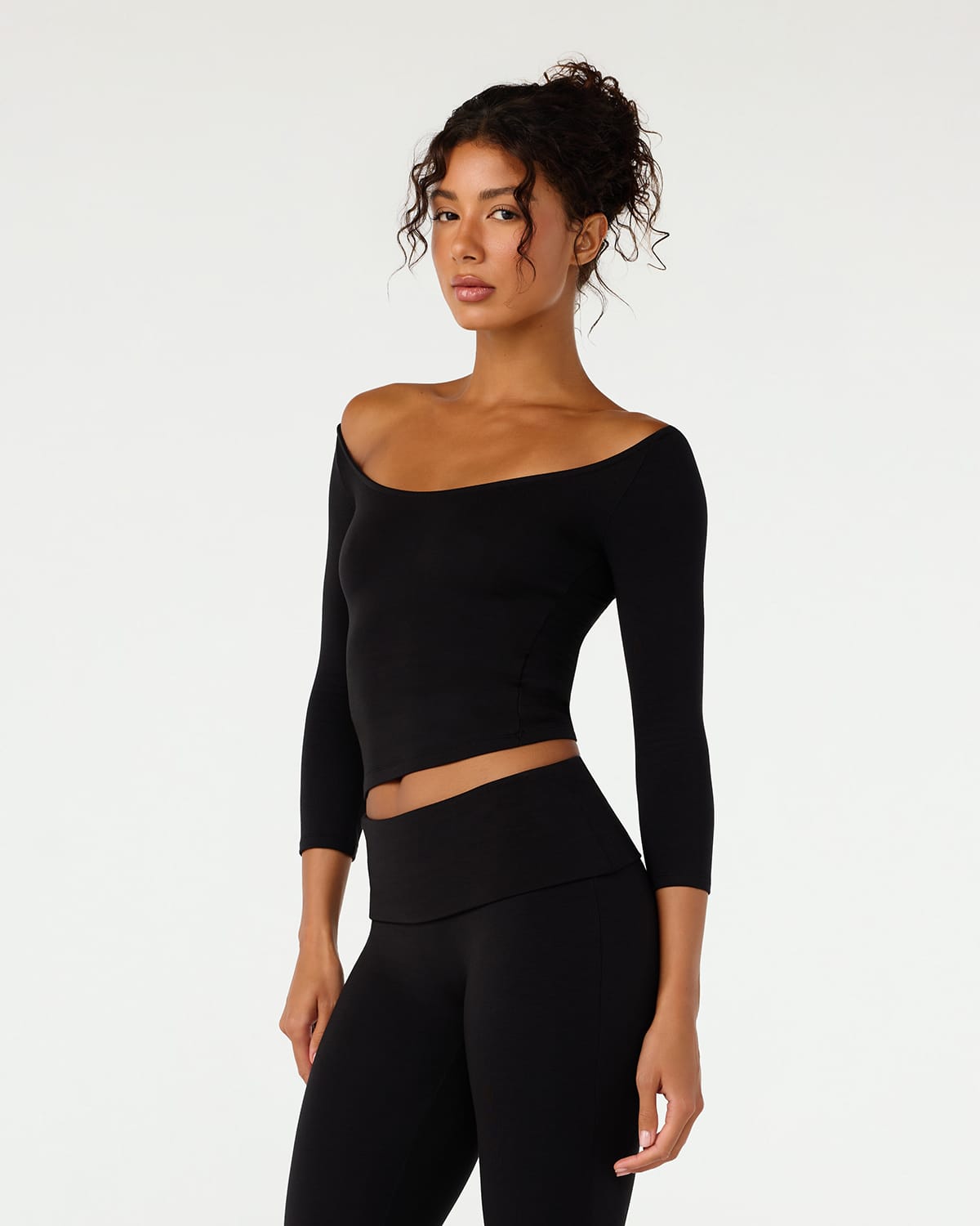[LIMITLESS_COLOR:BLACK] CSB 3/4 Sleeve Top — BLACK — vista oficial 2