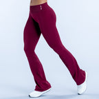[LIMITLESS_COLOR:WINTER BERRY] DFYNE Impact Flares — WINTER BERRY — vista oficial 1