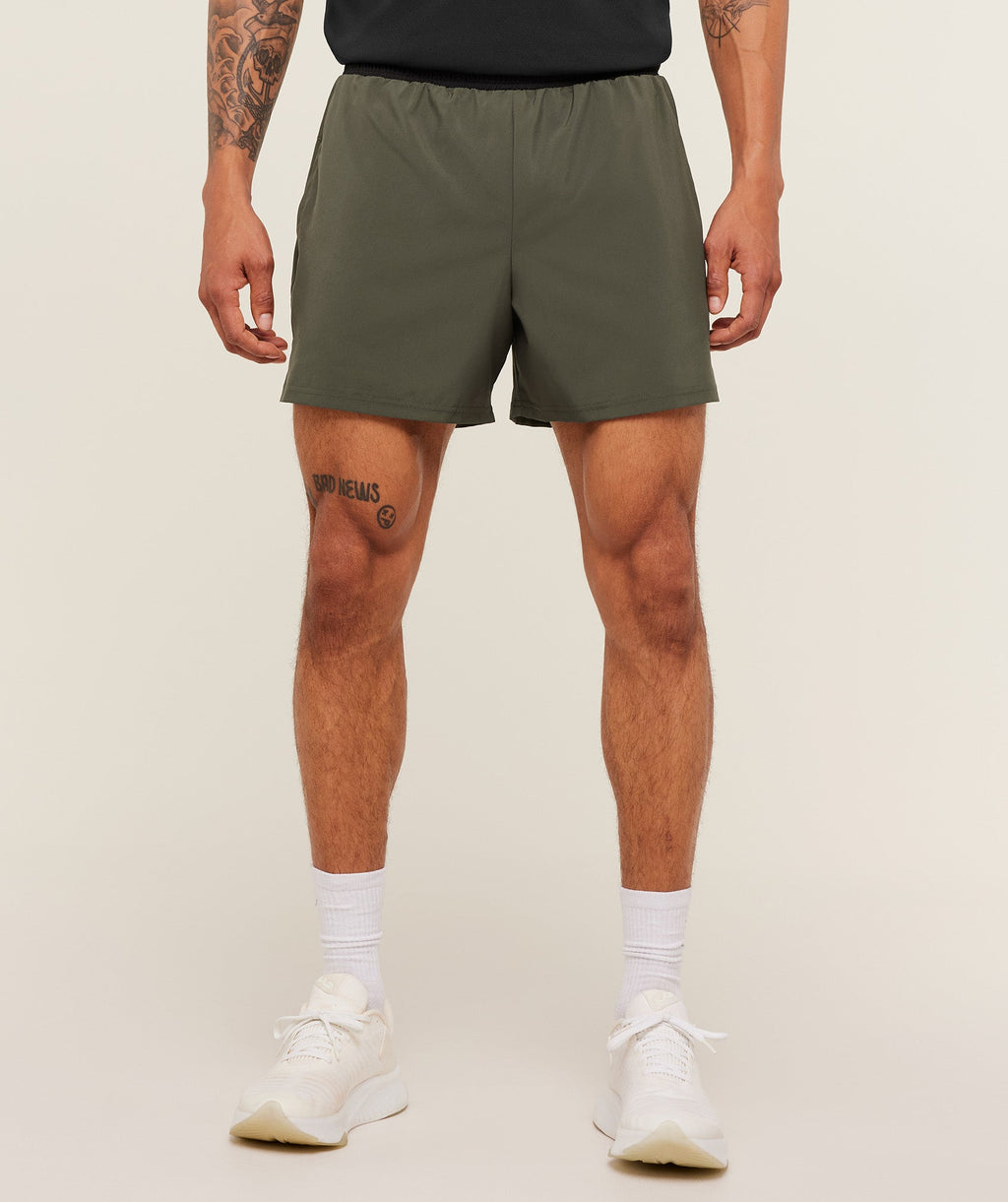 [LIMITLESS_COLOR:STRENGTH GREEN/BLACK] GYMSHARK Arrival Contrast Shorts — STRENGTH GREEN/BLACK — vista 3