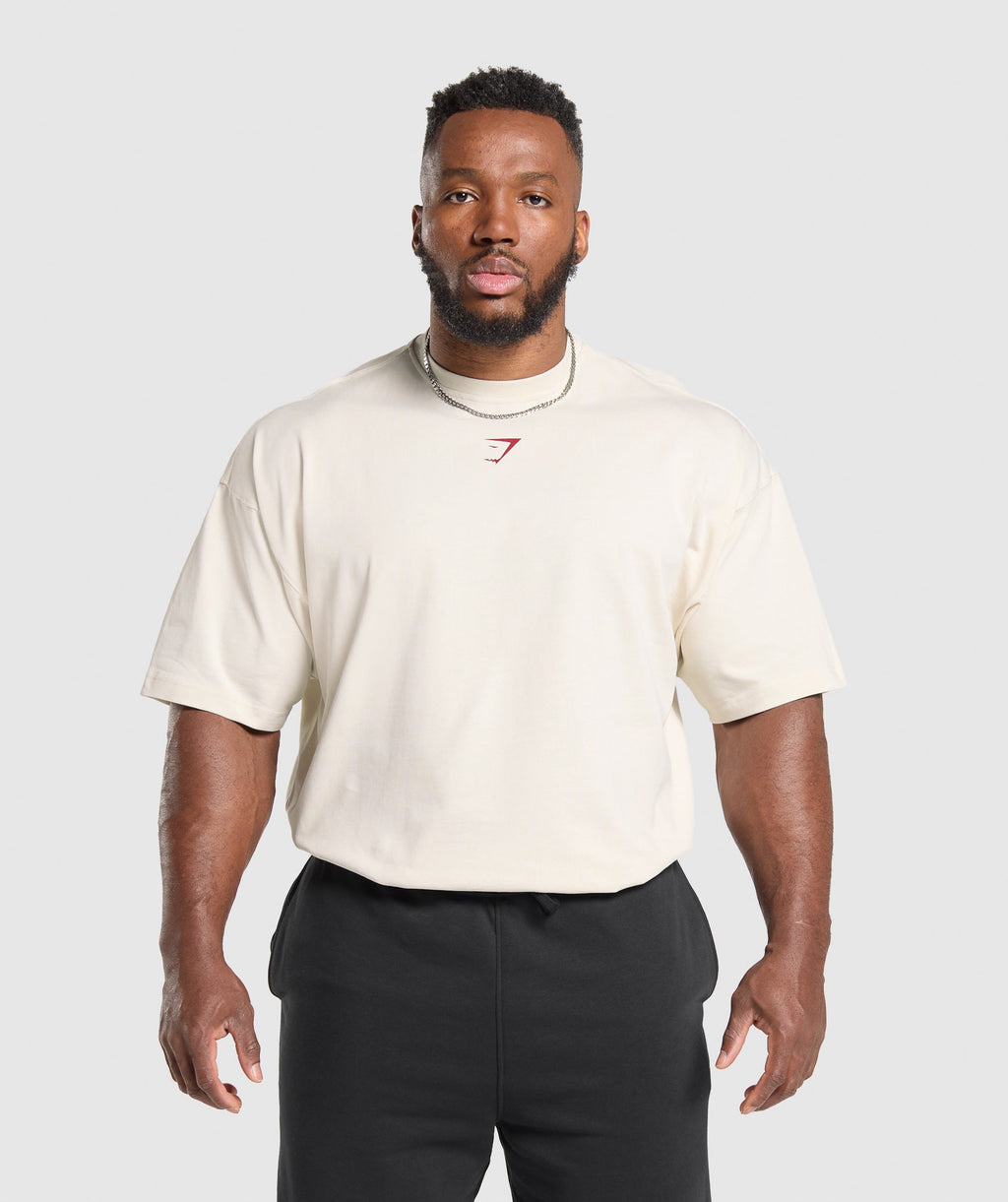 [LIMITLESS_COLOR:OAT WHITE/CONDITIONING RED] GYMSHARK Lifting Club T-Shirt — OAT WHITE/CONDITIONING RED — vista 2