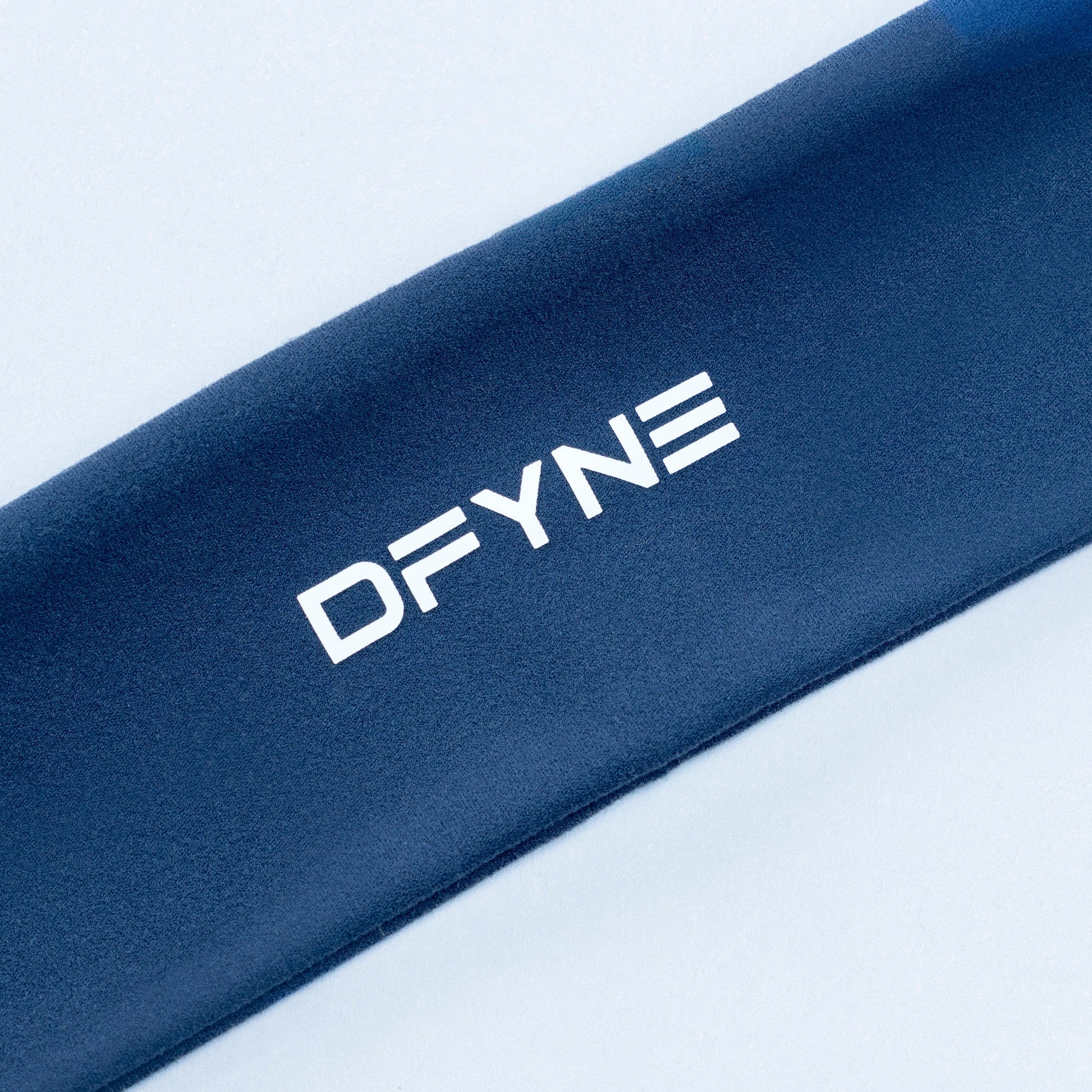 [LIMITLESS_COLOR:NAVY]